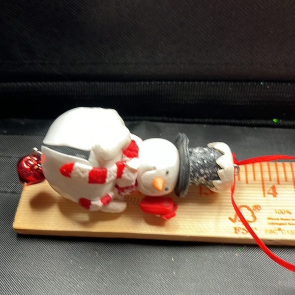 Christmas snowman bell painted, embellished tree ornament - Picture 5 of 7
